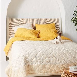 Anthropologie Reversible Auxterre Quilt Queen